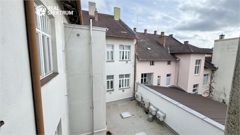 Prodej činžovního domu, 1 790 m² - 18