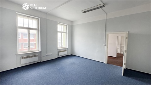 Prodej činžovního domu, 1 790 m² 14