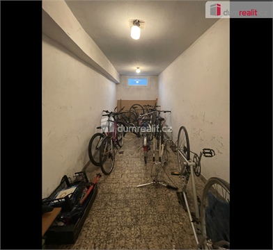 Pronájem bytu 4kk, 89 m² - 24