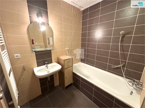 Pronájem bytu 2kk, 57 m² 22