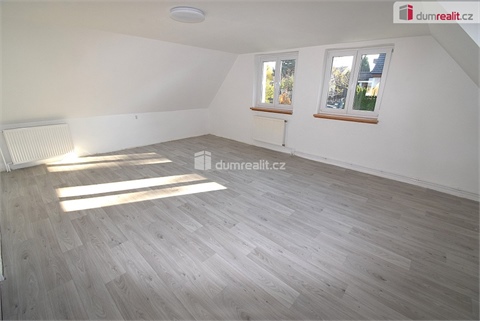 Pronájem rodinného domu, 150 m² 12