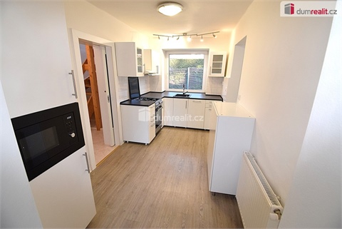 Pronájem rodinného domu, 150 m² 8