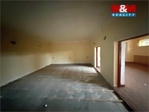 Prodej komerčního objektu, 750 m² - 18