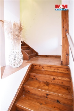 Prodej rodinného domu, 180 m² - 10