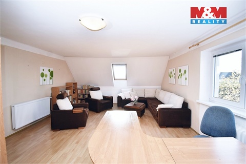 Prodej rodinného domu, 180 m² - 14