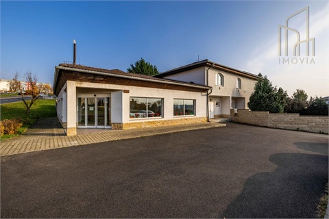 Prodej rodinného domu, 649 m² 10