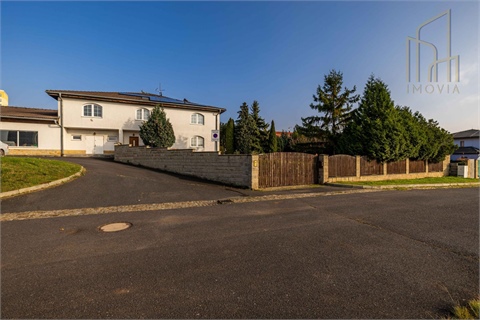 Prodej rodinného domu, 649 m² - 10