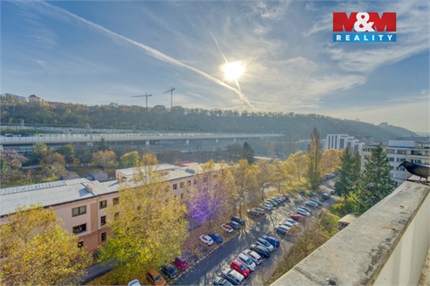 Pronájem bytu 3kk, 65 m² 12