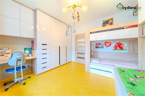 Prodej bytu 3kk, 75 m² 12