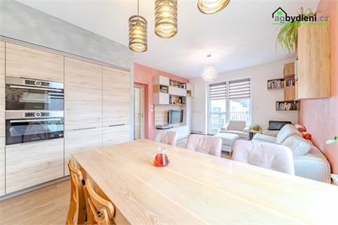 Prodej bytu 3kk, 75 m² 2