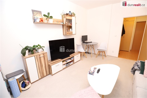 Prodej bytu 2+1, 49 m² - 2