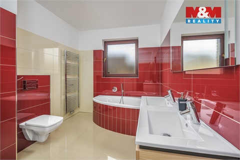 Prodej rodinného domu, 122 m² - 8