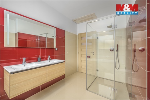 Prodej rodinného domu, 122 m² 10