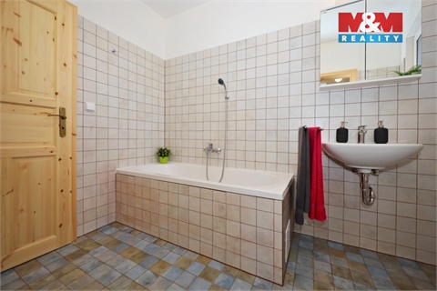 Prodej rodinného domu, 75 m² - 2