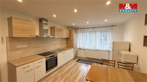 Pronájem bytu 3kk, 70 m² - 0