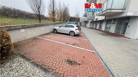 Prodej parkovacího místa, 13 m² 0