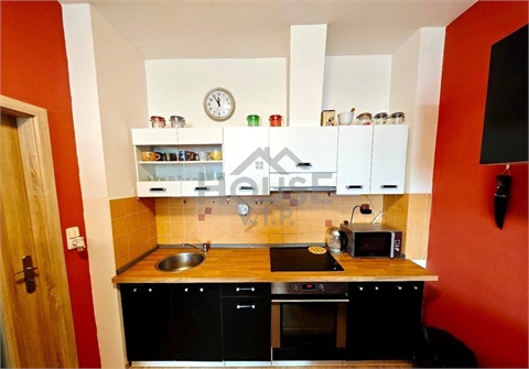 Prodej bytu 2kk, 49 m² 2