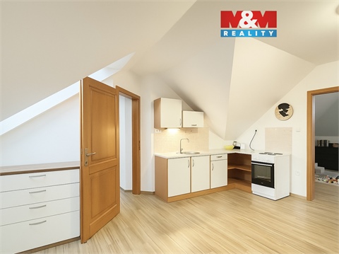 Pronájem bytu 3kk, 83 m² 0