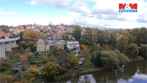 Prodej stavebního pozemku, 1 330 m² 2