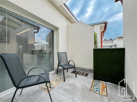 Pronájem bytu 2kk, 55 m² 2