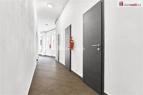 Prodej komerčního objektu, 980 m² - 8