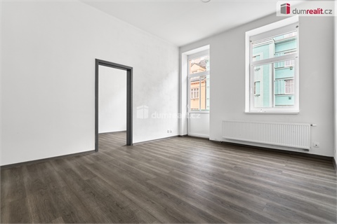 Prodej komerčního objektu, 980 m² - 2
