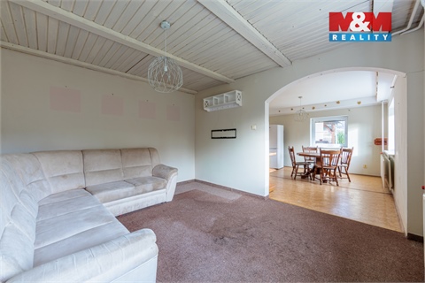 Prodej rodinného domu, 200 m² - 8