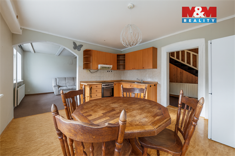 Prodej rodinného domu, 200 m² 12