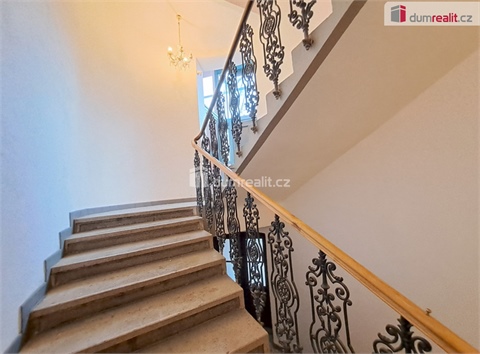 Prodej bytu 3kk, 85 m² 18