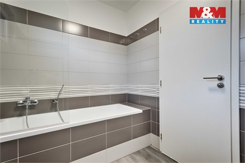 Prodej rodinného domu, 85 m² - 8