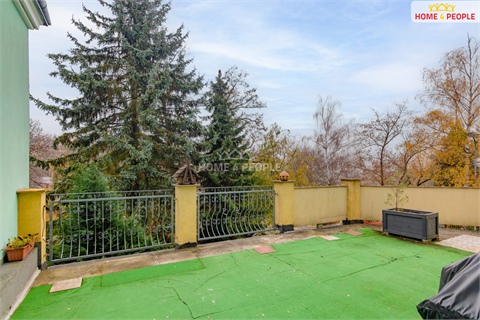 Prodej rodinného domu, 700 m² 12