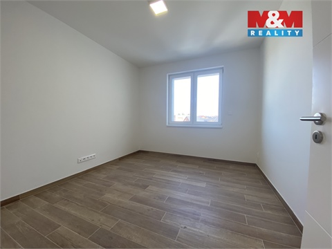 Pronájem bytu 3kk, 85 m² 4