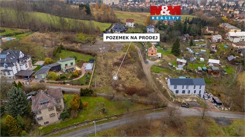 Prodej stavebního pozemku, 1 477 m² 0