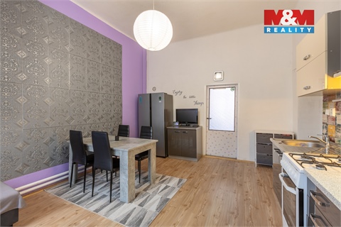 Prodej komerčního objektu, 200 m² - 20