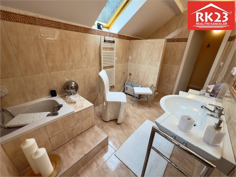 Prodej bytu 3kk, 94 m² 18