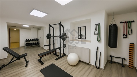 Prodej rodinného domu, 246 m² - 8