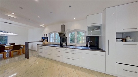 Prodej rodinného domu, 246 m² - 0