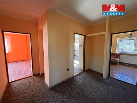 Prodej rodinného domu, 200 m² 6