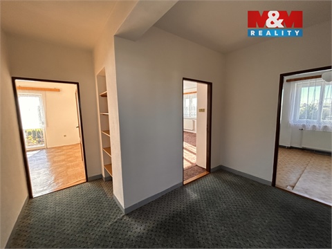 Prodej rodinného domu, 200 m² 14