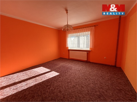 Prodej rodinného domu, 200 m² - 6