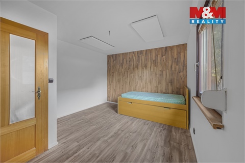 Prodej rodinného domu, 260 m² - 10