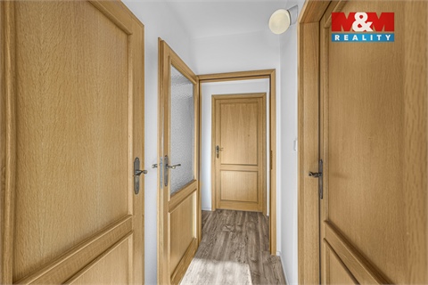 Prodej rodinného domu, 260 m² 24