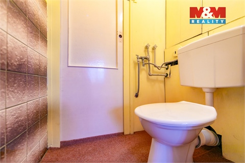 Prodej bytu 3+1, 60 m² 12