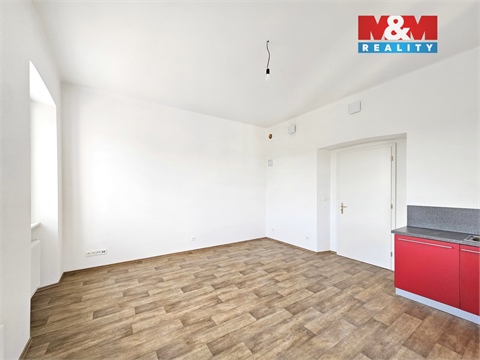 Pronájem bytu 1kk, 31 m² - 4