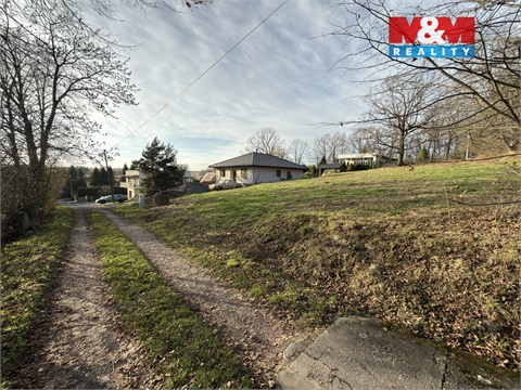 Prodej stavebního pozemku, 1 077 m² - 2