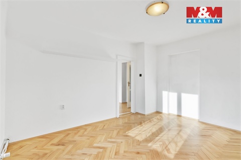 Prodej bytu 2+1, 56 m² 8