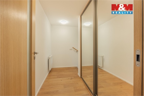 Prodej rodinného domu, 279 m² - 24
