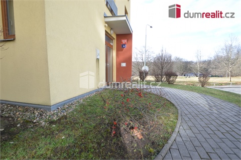 Pronájem bytu 1kk, 52 m² 12