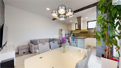 Prodej bytu 3kk, 102 m² - 2