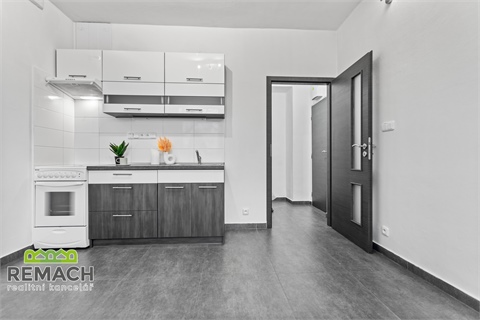 Pronájem bytu 1kk, 23 m² - 0